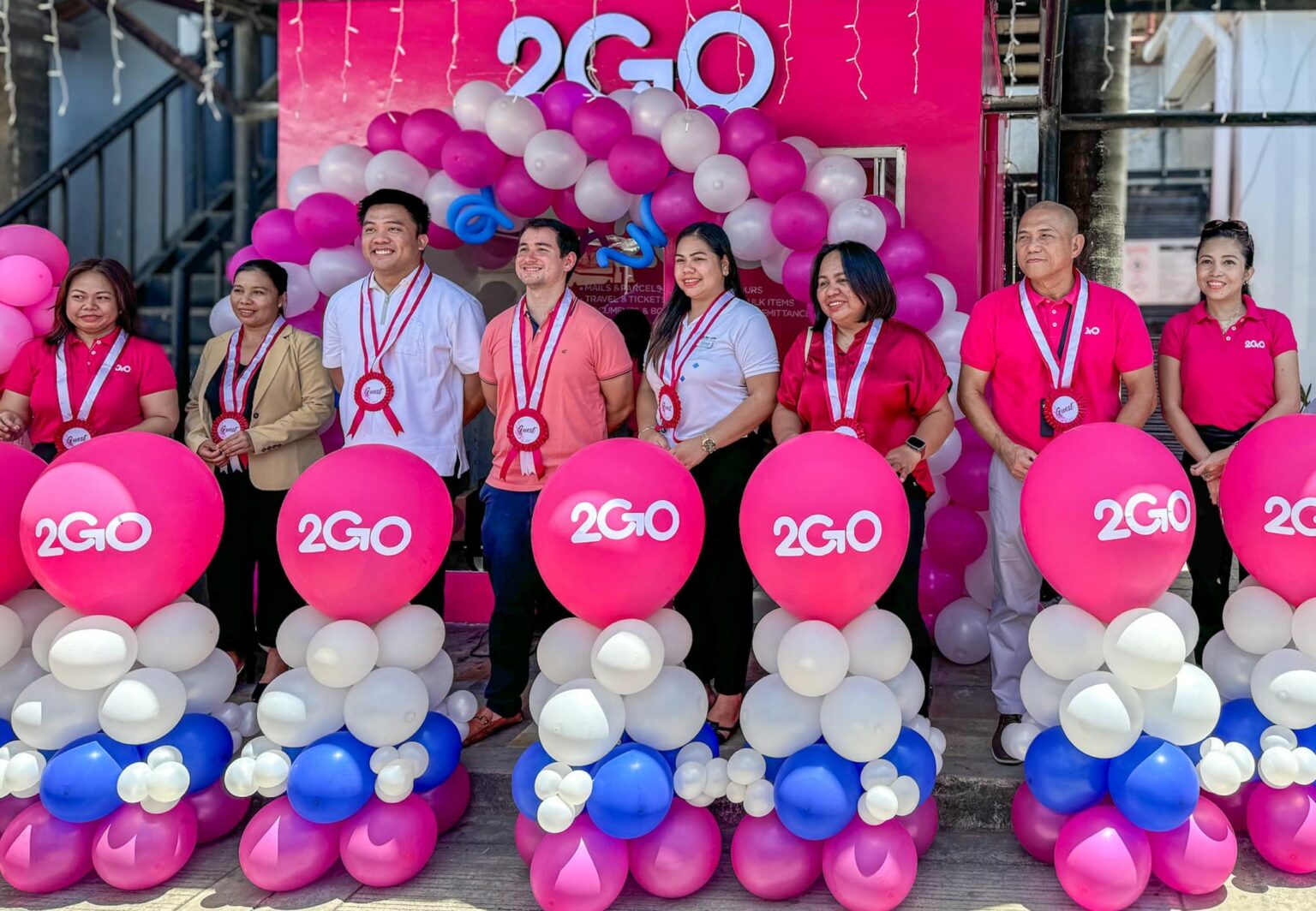 From left to right: Blessie Cruz, Business Unit Head, 2GO Retail; Jasmin Igot, Sales & Operations Manager, Goldberry Suites Mactan & Cebu Branches; Andrew Jamandre, Marketing Consultant, Coralpoint Properties Inc.; Eduardo Antonio Sebastian T. Pelaez, Vice President for Operations, Marina Mall; Khate Dela Rama, Operations Manager, Explore Cebu Tours and Travel; Amabel Cale, Auditor, MEPZTRA; Jun Cadampog, Cebu Branch Manager, 2GO; Evangeline Villanueva, Regional Manager for Visayas, 2GO Retail. (Photo by John Ray Aligato)